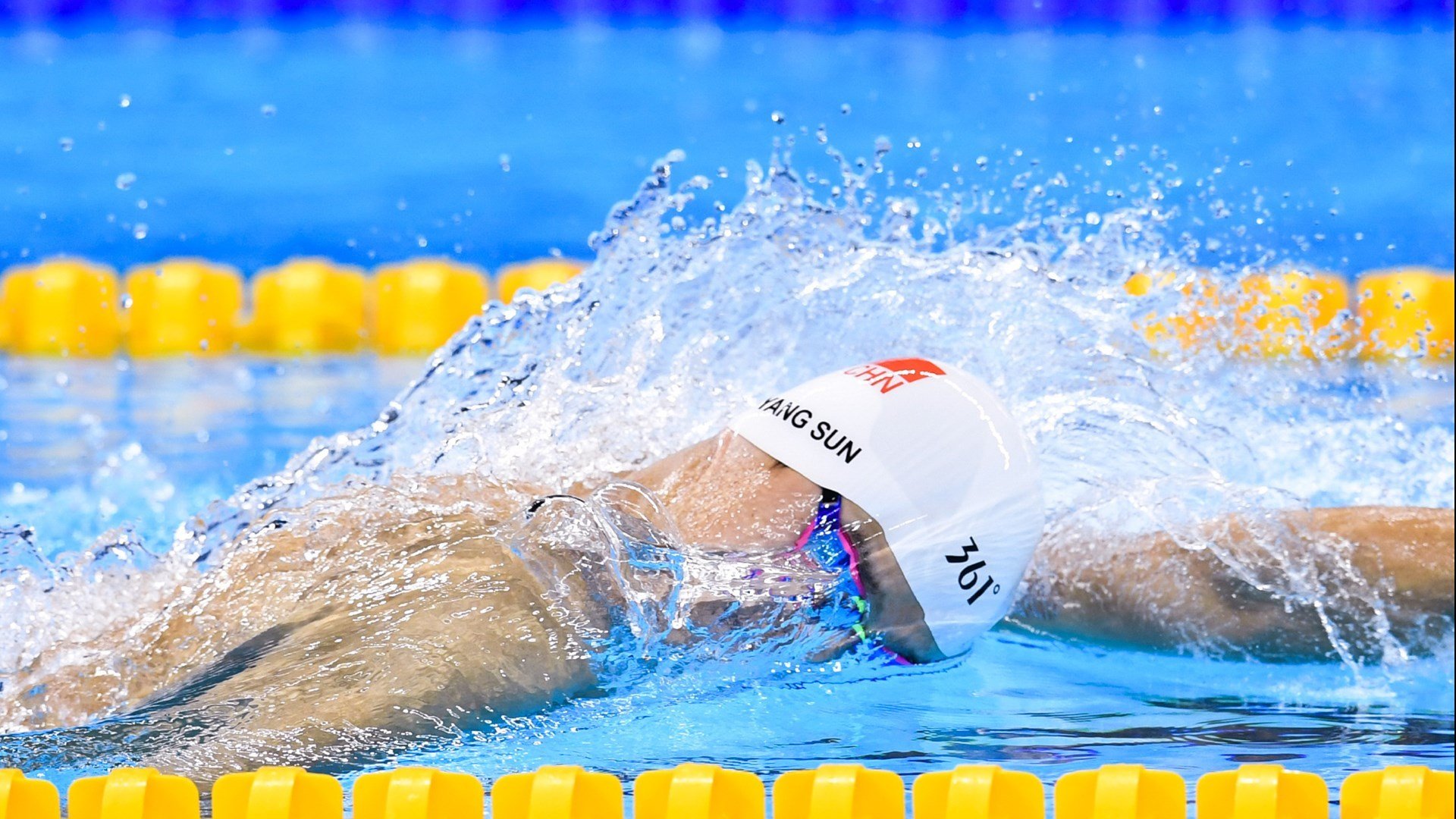 中国足球联赛直播中的镜头运用与视觉体验，中国足球视频集锦